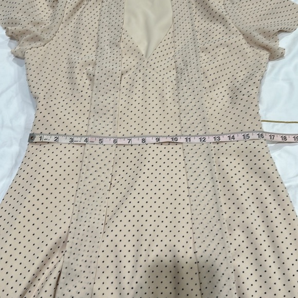 Maggy London Dress 12 Polka Dot Beige EUC - Picture 7 of 12